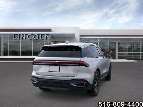 Used 2026 Lincoln Nautilus Premier w/ Equipment Group 102A AWD/4WD image 9