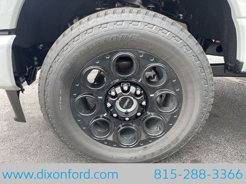 New 2026 Ford F250 Lariat w/ Black Appearance Package image 28