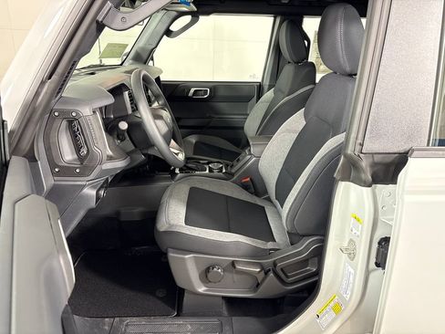 New 2026 Ford Bronco 4-Door AWD/4WD image 28
