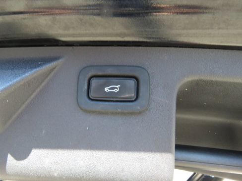 Used 2020 Land Rover Discovery Sport S AWD/4WD image 18