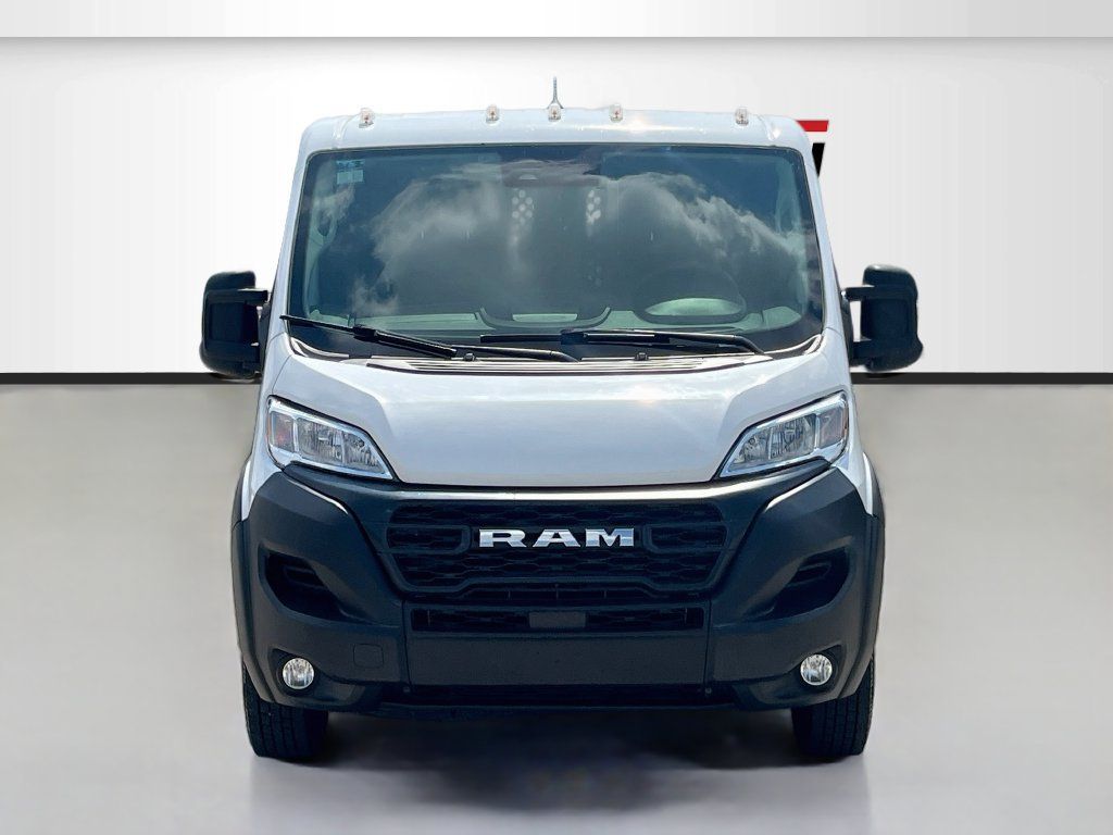 Used 2023 RAM ProMaster 2500 FWD image 2