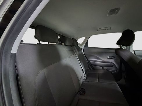 Used 2024 Hyundai Kona SE FWD image 24