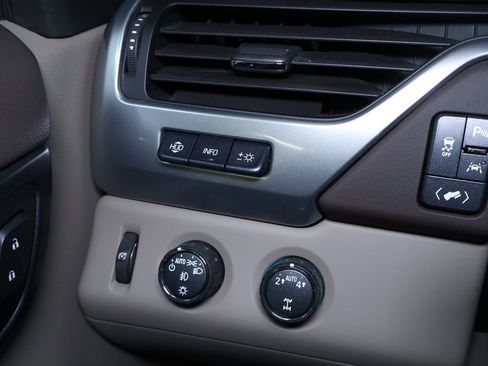 Used 2017 Chevrolet Tahoe Premier image 29