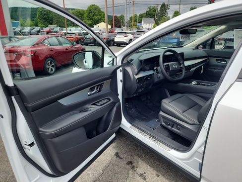 New 2026 Nissan Murano Platinum w/ Cargo Package AWD/4WD image 10