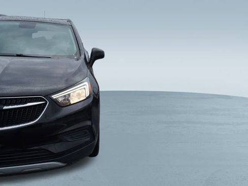 Used 2021 Buick Encore Preferred w/ Safety Package image 37