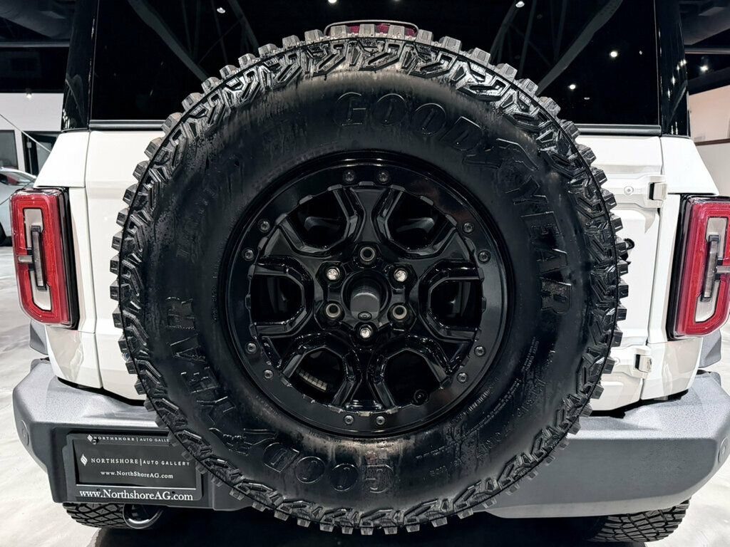 Used 2024 Ford Bronco Wildtrak AWD/4WD image 35