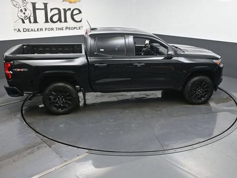 New 2026 Chevrolet Colorado W/T w/ WT Custom Package AWD/4WD image 17