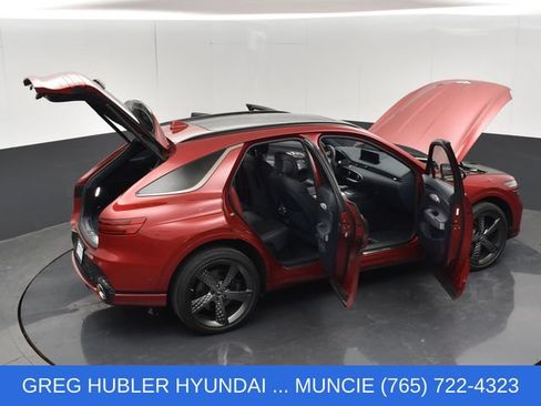 Used 2023 Genesis GV70 2.5T w/ Sport Prestige Package AWD/4WD image 29