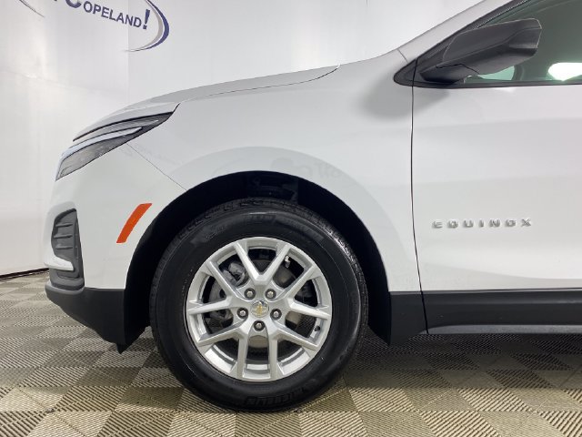 Certified 2024 Chevrolet Equinox LS FWD image 29