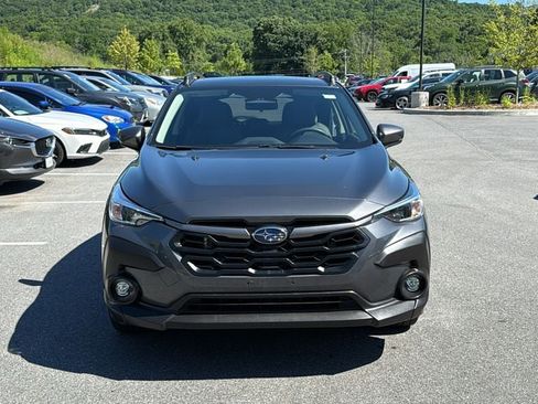 Used 2024 Subaru Crosstrek 2.0i Premium AWD/4WD image 2