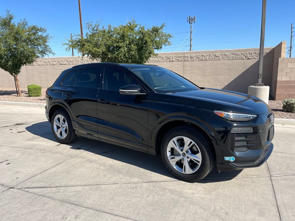 Used 2025 Audi Q6 e-tron Premium Plus w/ Premium Plus RWD image 46