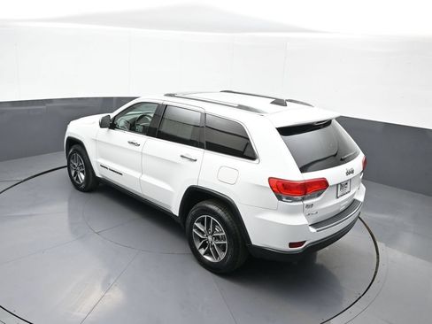 Used 2018 Jeep Grand Cherokee Limited AWD/4WD image 39
