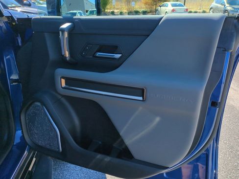 Used 2024 GMC Hummer EV 3X image 38