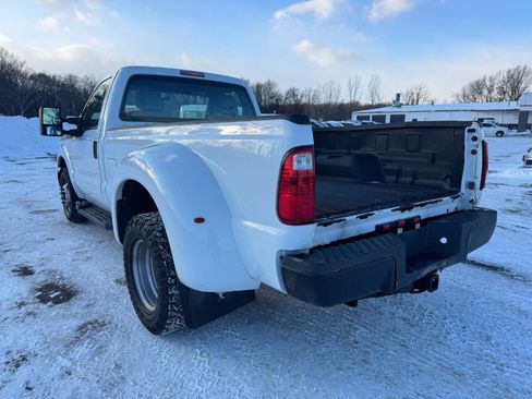 Used 2011 Ford F350 XL w/ Camper Pkg image 3