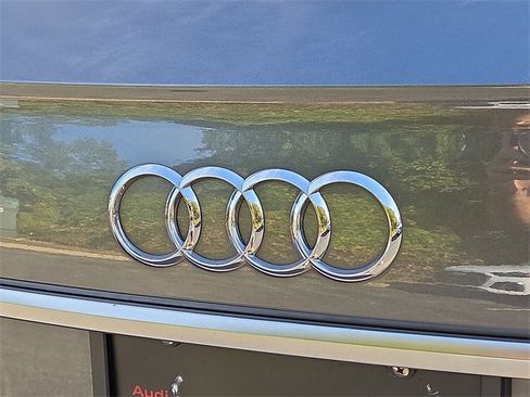 Certified 2023 Audi Q5 2.0T Premium Plus w/ Premium Plus Package image 29