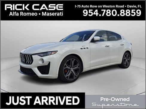 Used 2022 Maserati Levante GT image 1