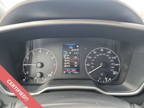 Certified 2025 Toyota Corolla Hatchback w/ SE Package image 18