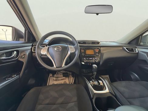 Used 2014 Nissan Rogue SV FWD image 24
