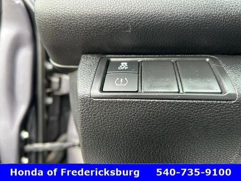 Certified 2017 Honda Civic LX image 30