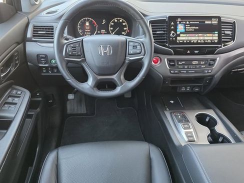Used 2025 Honda Ridgeline RTL image 13