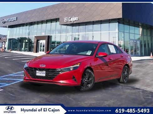 Used 2023 Hyundai Elantra SEL w/ Cargo Package image 1