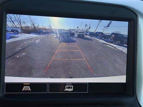 Certified 2021 Chevrolet Silverado 1500 LT Trail Boss w/ Convenience Package II image 35