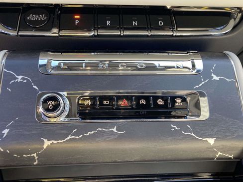 New 2026 Lincoln Aviator Black Label w/ Jet Appearance Package image 27