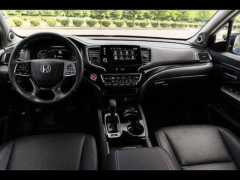 Used 2022 Honda Pilot Special Edition image 12