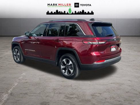 Used 2024 Jeep Grand Cherokee Limited 4xe AWD/4WD image 3
