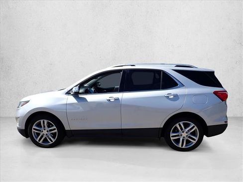 Used 2019 Chevrolet Equinox Premier AWD/4WD image 2