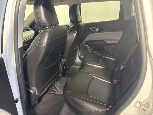 Used 2022 Jeep Compass Limited AWD/4WD image 26