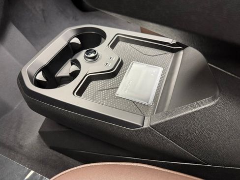 Used 2026 BMW iX xDrive45 image 18