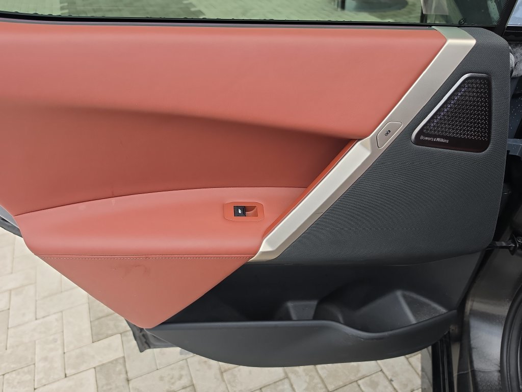 Used 2023 BMW iX M60 AWD/4WD image 8