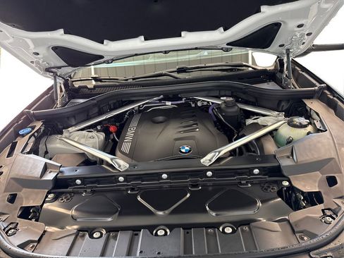 New 2026 BMW X5 sDrive40i RWD image 11