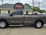 Used 2017 Nissan Titan SV image 3