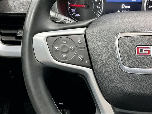 Used 2024 GMC Terrain SLT AWD/4WD image 11