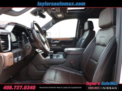 Used 2022 GMC Sierra 1500 Denali w/ Technology Package AWD/4WD image 5