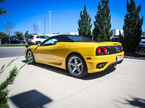Used 2001 Ferrari 360 Spider image 7