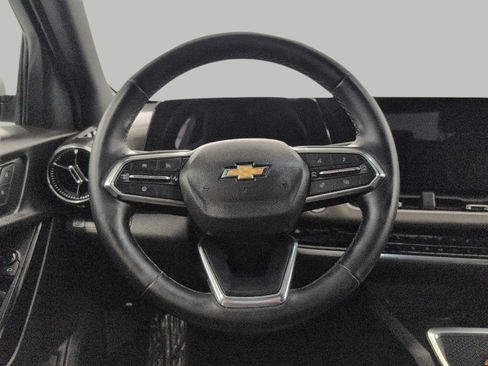 Used 2025 Chevrolet Equinox LT w/ Convenience Package II AWD/4WD image 5