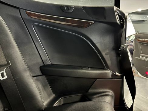 Used 2013 Mercedes-Benz E 350 Cabriolet image 35