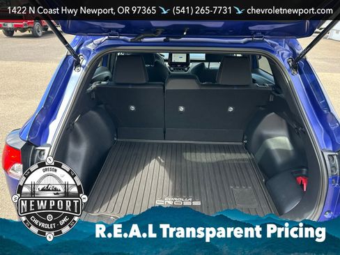 Used 2024 Toyota Corolla Cross AWD Hybrid image 30