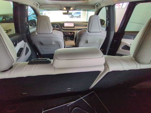 Used 2026 INFINITI QX60 Pure w/ Cargo Package FWD image 26