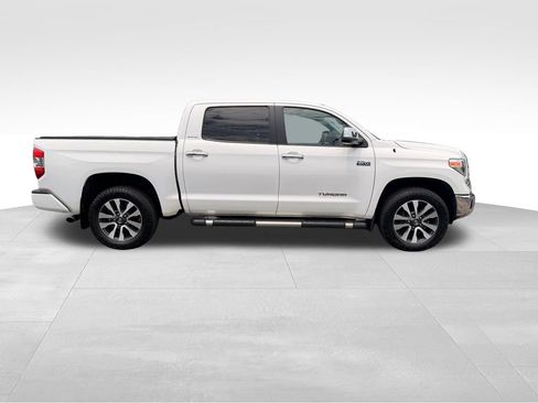 Used 2018 Toyota Tundra Limited w/ Limited Premium Package AWD/4WD image 6