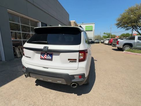 Used 2023 Honda Passport TrailSport image 7