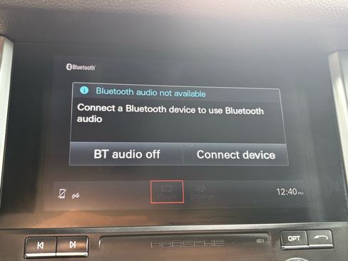 Used 2017 Porsche Macan AWD 4dr Turbo image 21