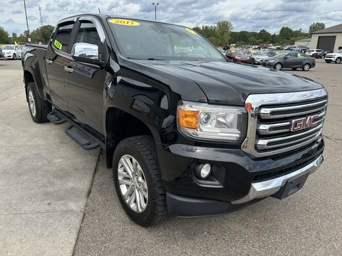 Used 2017 GMC Canyon SLT w/ Driver Alert Package AWD/4WD image 3