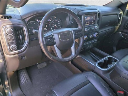 Used 2020 GMC Sierra 2500 Denali w/ Denali Ultimate Package AWD/4WD image 10