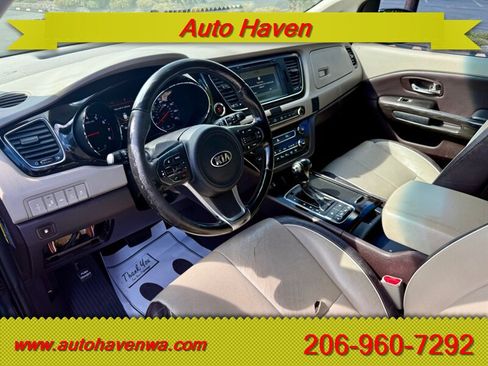 Used 2016 Kia Sedona SX Limited FWD image 8