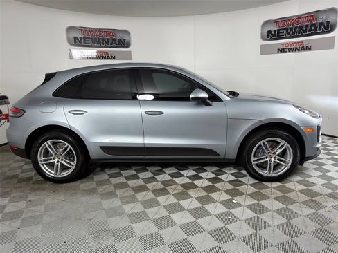 Used 2021 Porsche Macan image 4