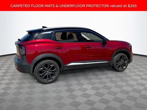 Used 2025 Nissan Kicks SR w/ SR Premium Package FWD image 5